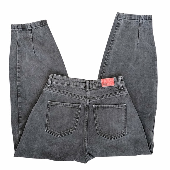 Zara Washed Black High Waisted Cropped Mom Jeans - Picture 6 of 15